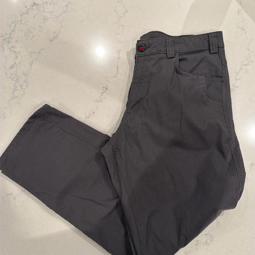 Men’s - excellent condition gray Milwaukee work pants, 38 x 32